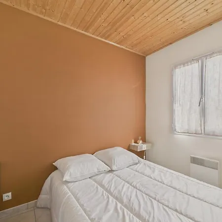 Jolie Maison Avec Exterieur Pour 6 Proche Holiday home *