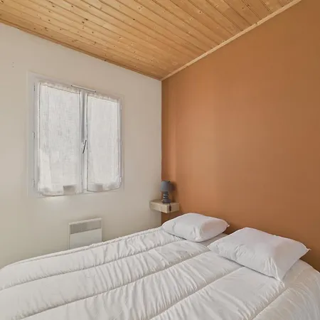 Holiday home Jolie Maison Avec Exterieur Pour 6 Proche Saint-Hilaire-de-Riez
