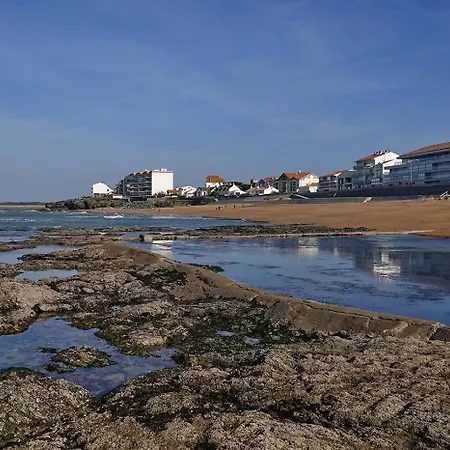 Jolie Maison Avec Exterieur Pour 6 Proche Prázdninový dům