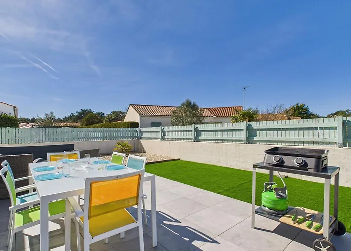 Jolie Maison Avec Extérieur Pour 6 Proche