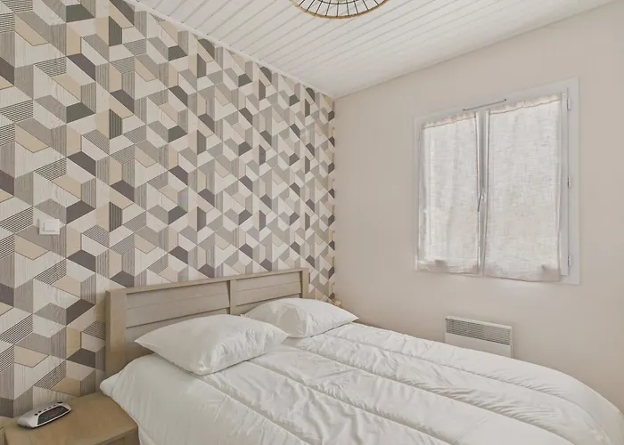 Jolie Maison Avec Extérieur Pour 6 Proche